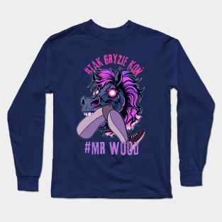 Funny horse bites the leg Long Sleeve T-Shirt